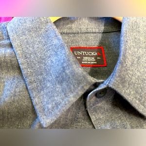 Untuckit Dark Denim slim fit long sleeve men’s shirt, SZ M, EUC